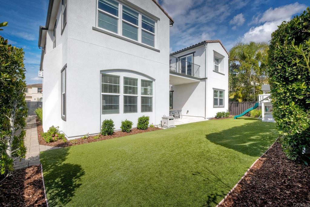 7060 Sitio Caliente Carlsbad, CA 92009 - Photo 25 of 45