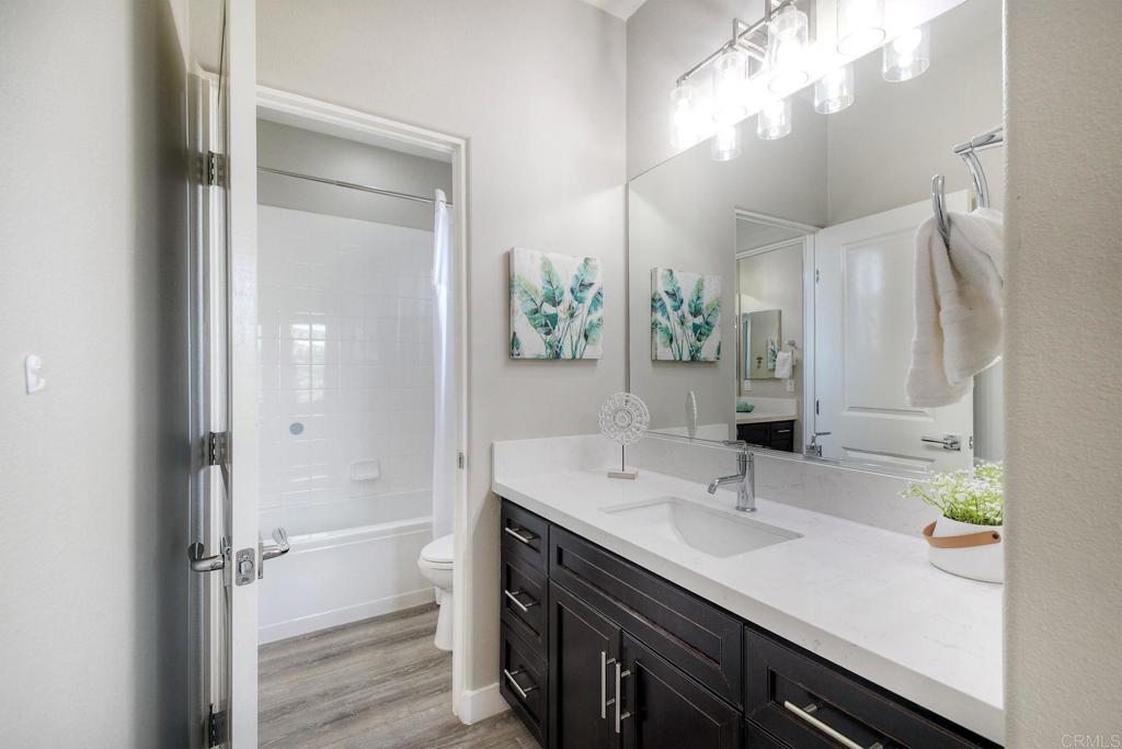 7060 Sitio Caliente Carlsbad, CA 92009 - Photo 29 of 45