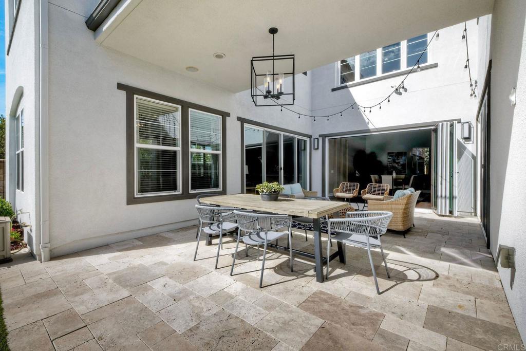 7060 Sitio Caliente Carlsbad, CA 92009 - Photo 32 of 45