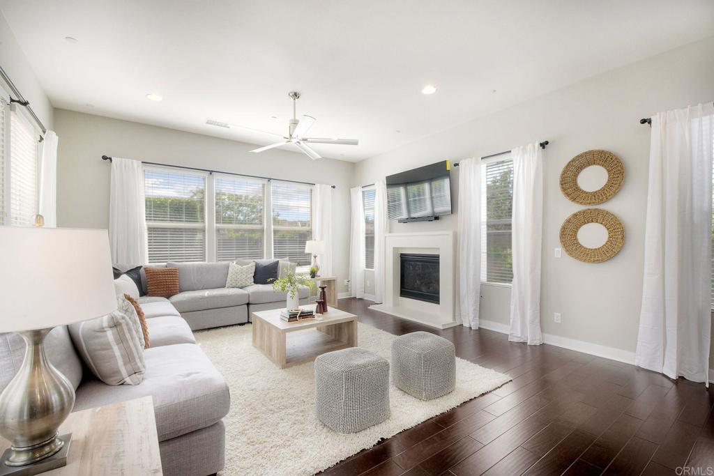 7060 Sitio Caliente Carlsbad, CA 92009 - Photo 8 of 45