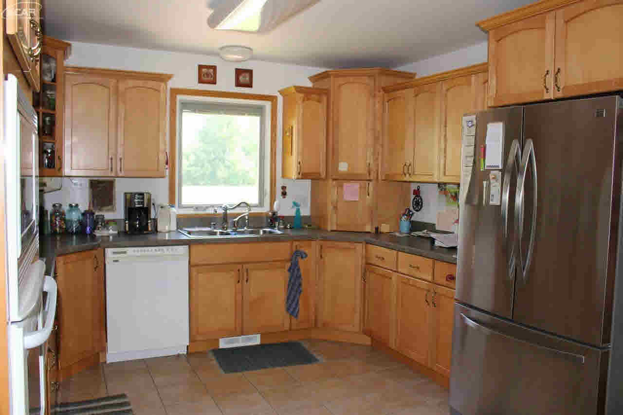14181 Neff Road Clio, MI 48420 - Photo 8 of 50 21111951-7.JPG