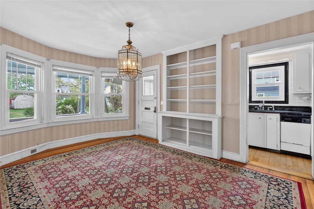 7 Allard Street Warwick, RI 02889 - Photo 18 of 50
