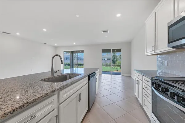 $5,000 | 3519 Harlowe Run, Bradenton, FL 34211