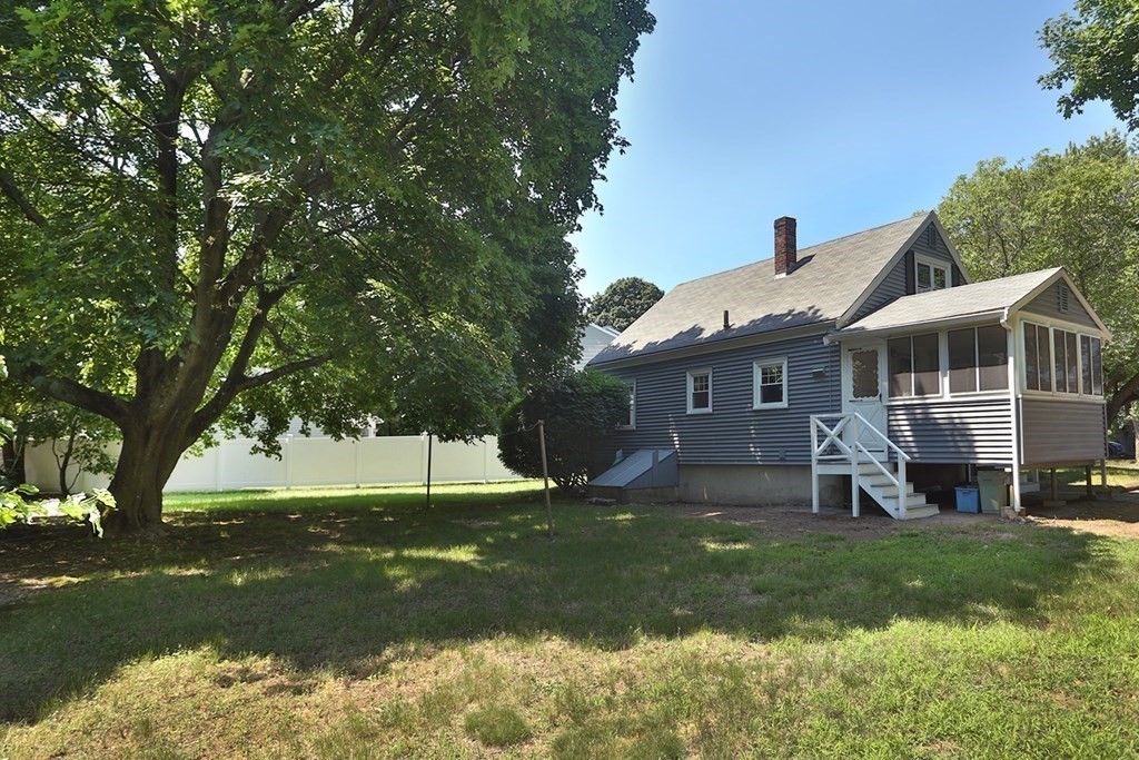2 Alden Road Peabody, MA 01960 - Photo 4 of 17 Gallery Image 4