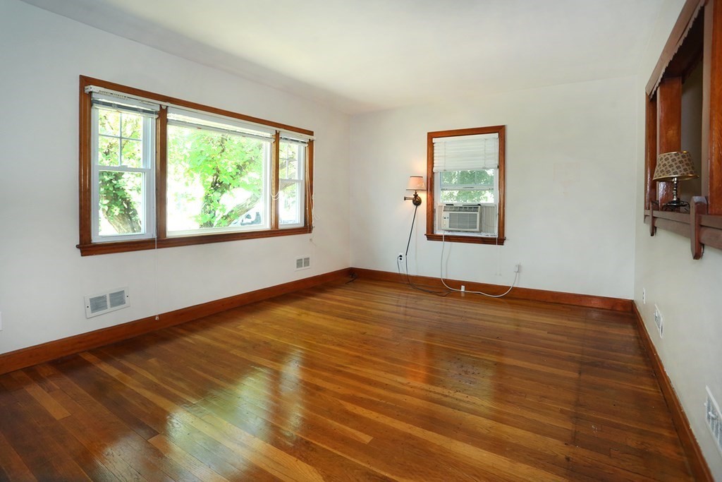 2 Alden Road Peabody, MA 01960 - Photo 7 of 17 Gallery Image 7