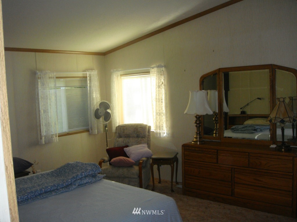 240 Jakeway Road Quilcene, WA 98376 - Photo 14 of 15