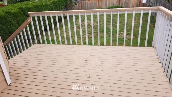 809 234th Street Southeast Bothell, WA 98021 - Photo 7 of 11 a balcony view with a garden