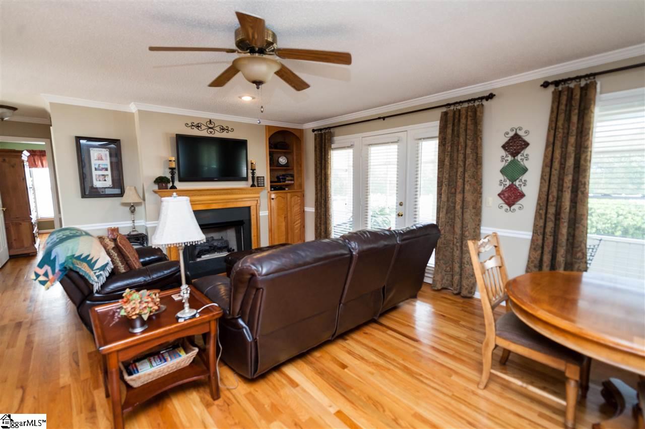 234 Skinner Road Campobello, SC 29322 - Photo 5 of 31
