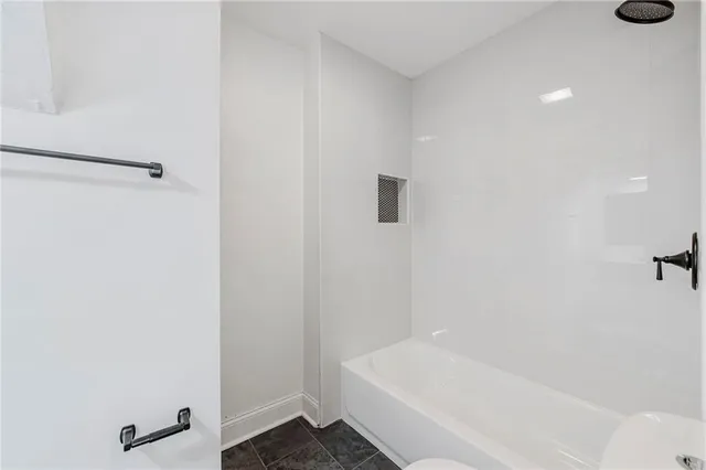 $324,990 | 18 West 79 Terrace, Kansas City, MO 64114