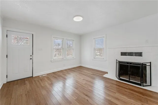 $324,990 | 18 West 79 Terrace, Kansas City, MO 64114