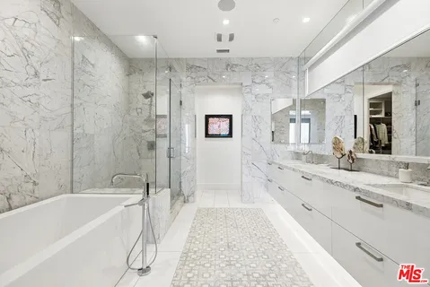 $35,000 | 5926 Firefly Place, Los Angeles, CA 90094