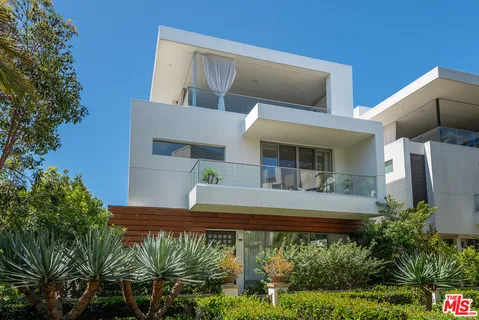 $35,000 | 5926 Firefly Place, Los Angeles, CA 90094