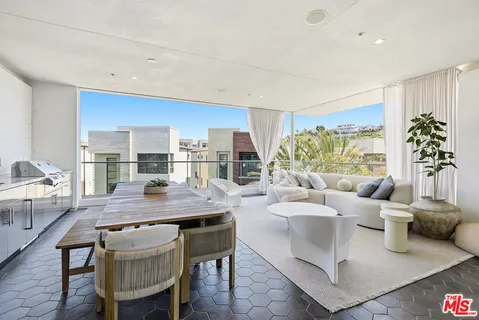 $35,000 | 5926 Firefly Place, Los Angeles, CA 90094