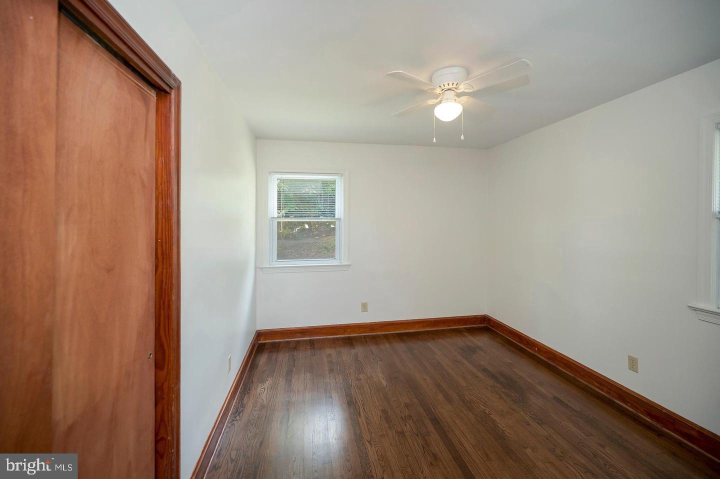 1008 Garrisonville Road Stafford, VA 22556 - Photo 10 of 36