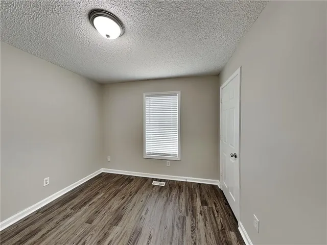 $1,565 | 424 Ivy Crest Drive, Dallas, GA 30157