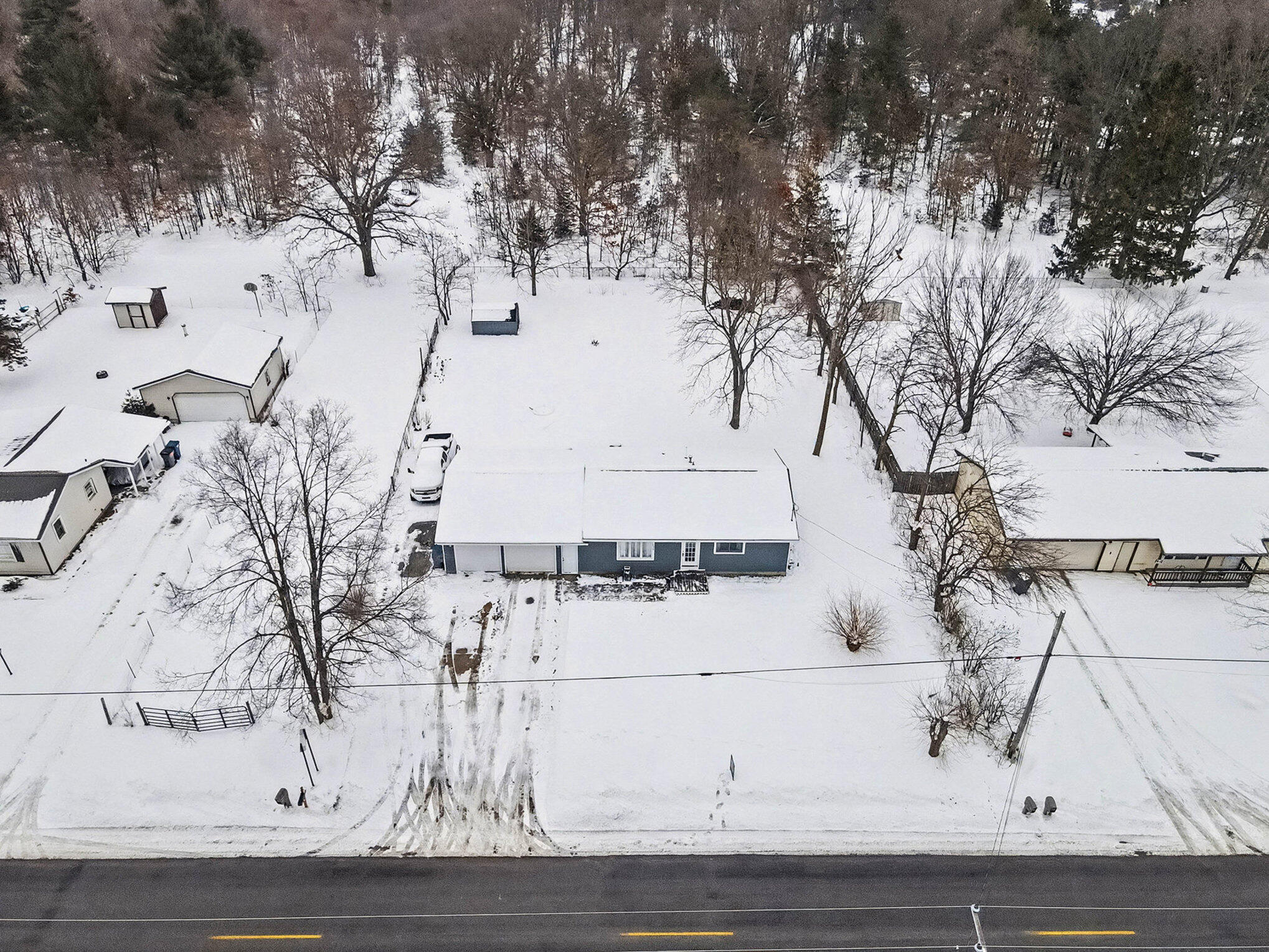 126 South Brooks Road Muskegon, MI 49442 - Photo 18 of 19 018_file_394