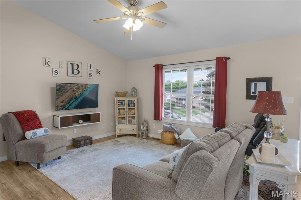 308 Mark Avenue Jackson, MO 63755 - Photo 11 of 47