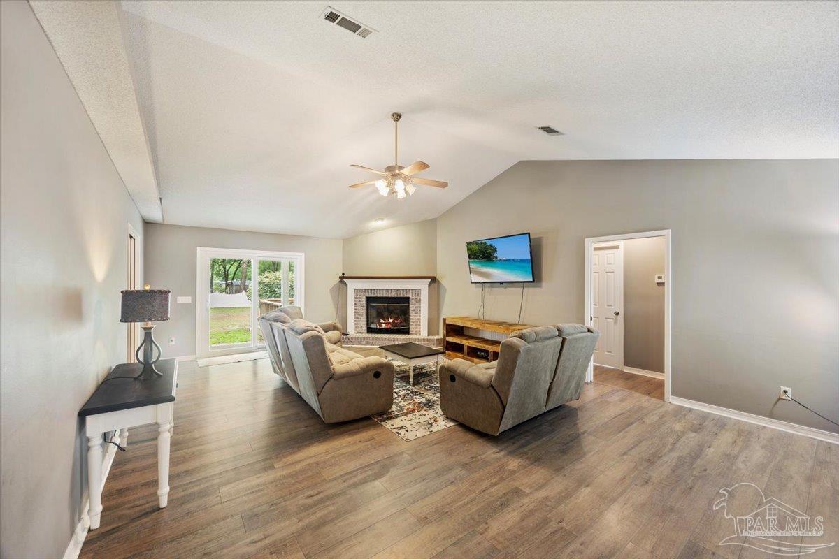 2833 Tunnel Road Pace, FL 32571 - Photo 13 of 54