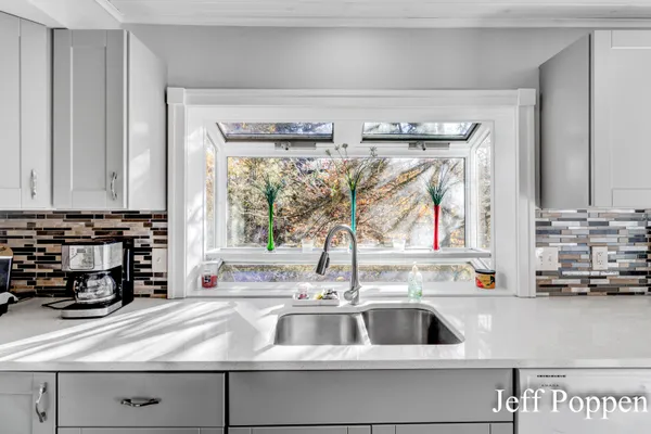 $849,000 | 22 Edwards Avenue, Grand Haven, MI 49417