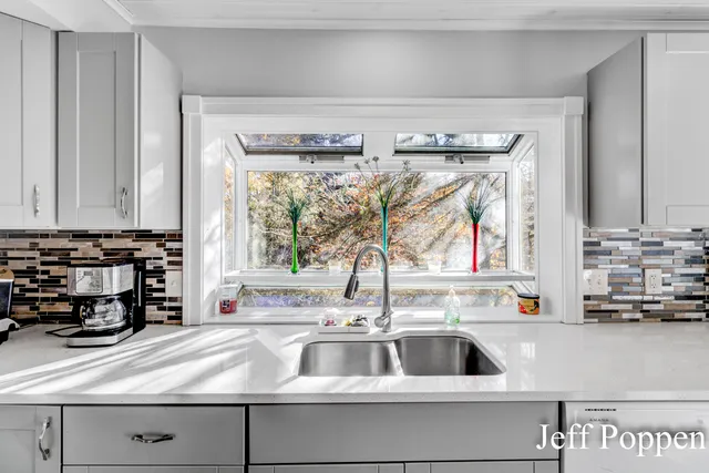 $849,000 | 22 Edwards Avenue, Grand Haven, MI 49417