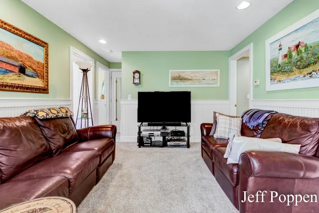 $849,000 | 22 Edwards Avenue, Grand Haven, MI 49417