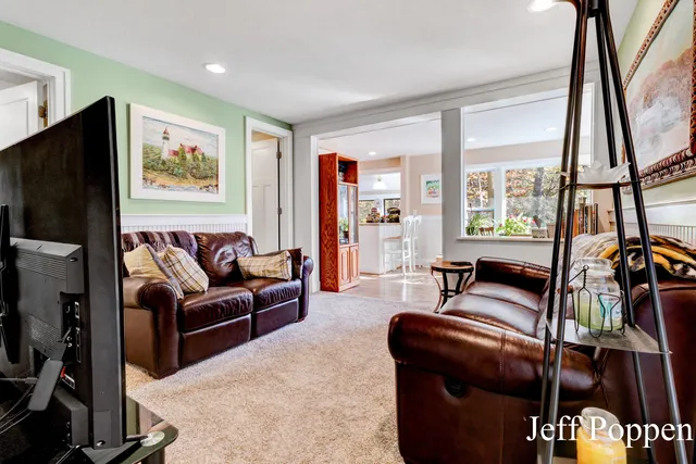 $849,000 | 22 Edwards Avenue, Grand Haven, MI 49417