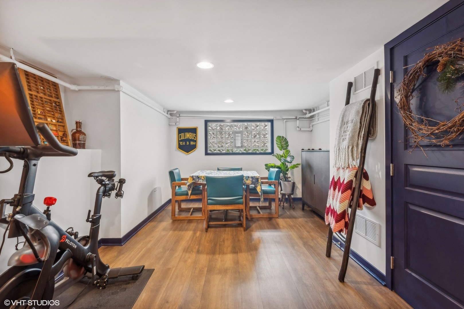 3408 North Ridgeway Avenue Chicago, IL 60618 - Photo 27 of 32 Gallery Image 27