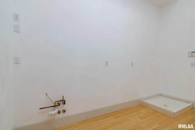 $840,000 | 12 Clearlake Drive, Centralia, IL 62801