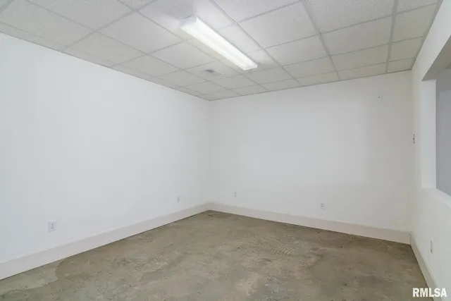 $840,000 | 12 Clearlake Drive, Centralia, IL 62801