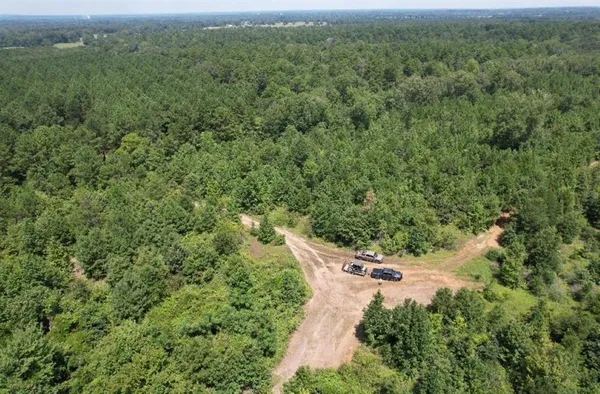 $927,000 | 3163 County Road 3163, Mount Enterprise, TX 75681