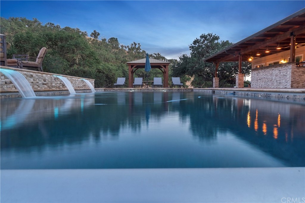 9530 Reservoir Road Paso Robles, CA 93446 - Photo 1 of 1 Gallery Image 1