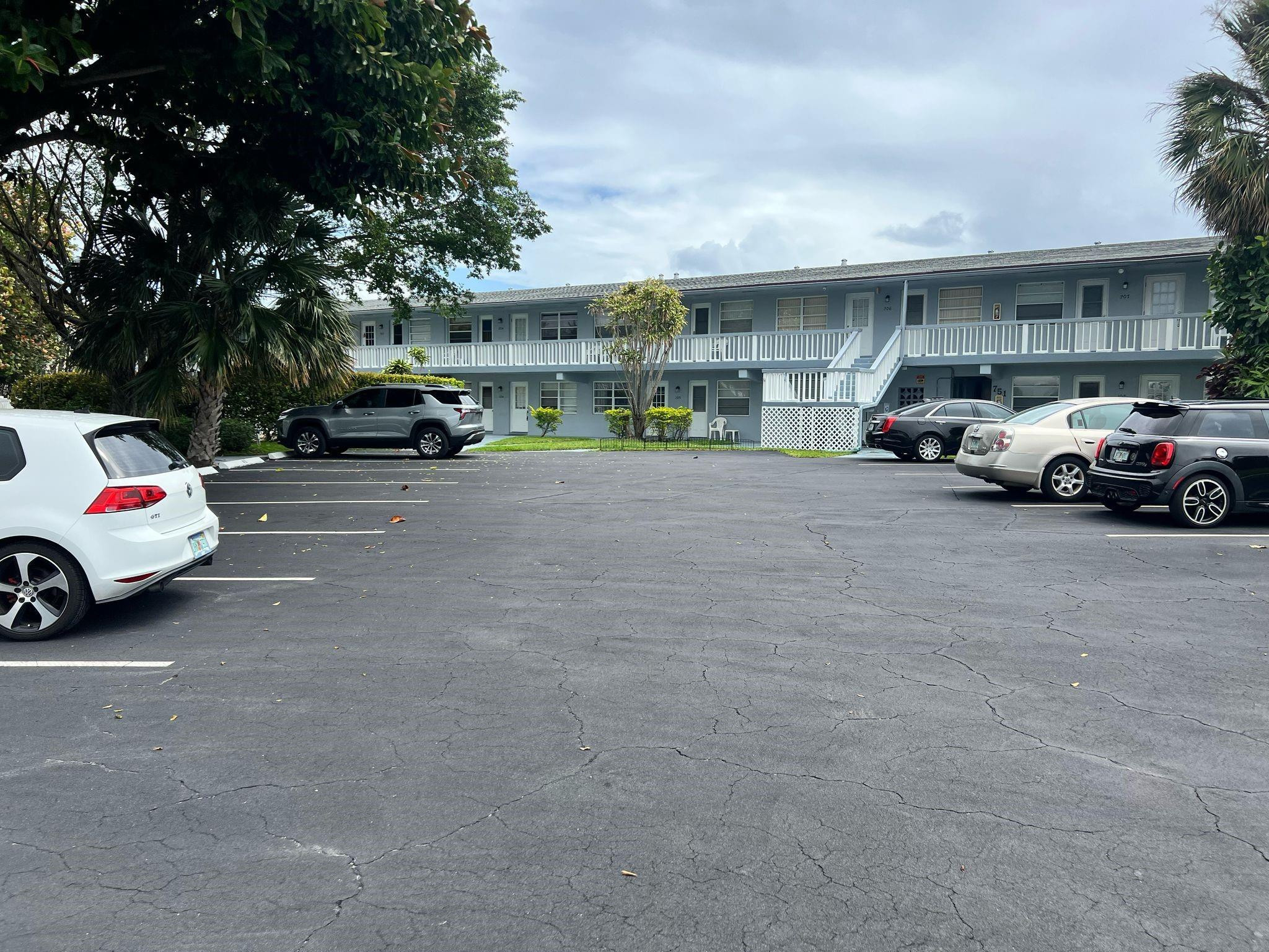 751 Pine Drive, Unit 101 Pompano Beach, FL 33060 - Photo 5 of 36 Photo 6