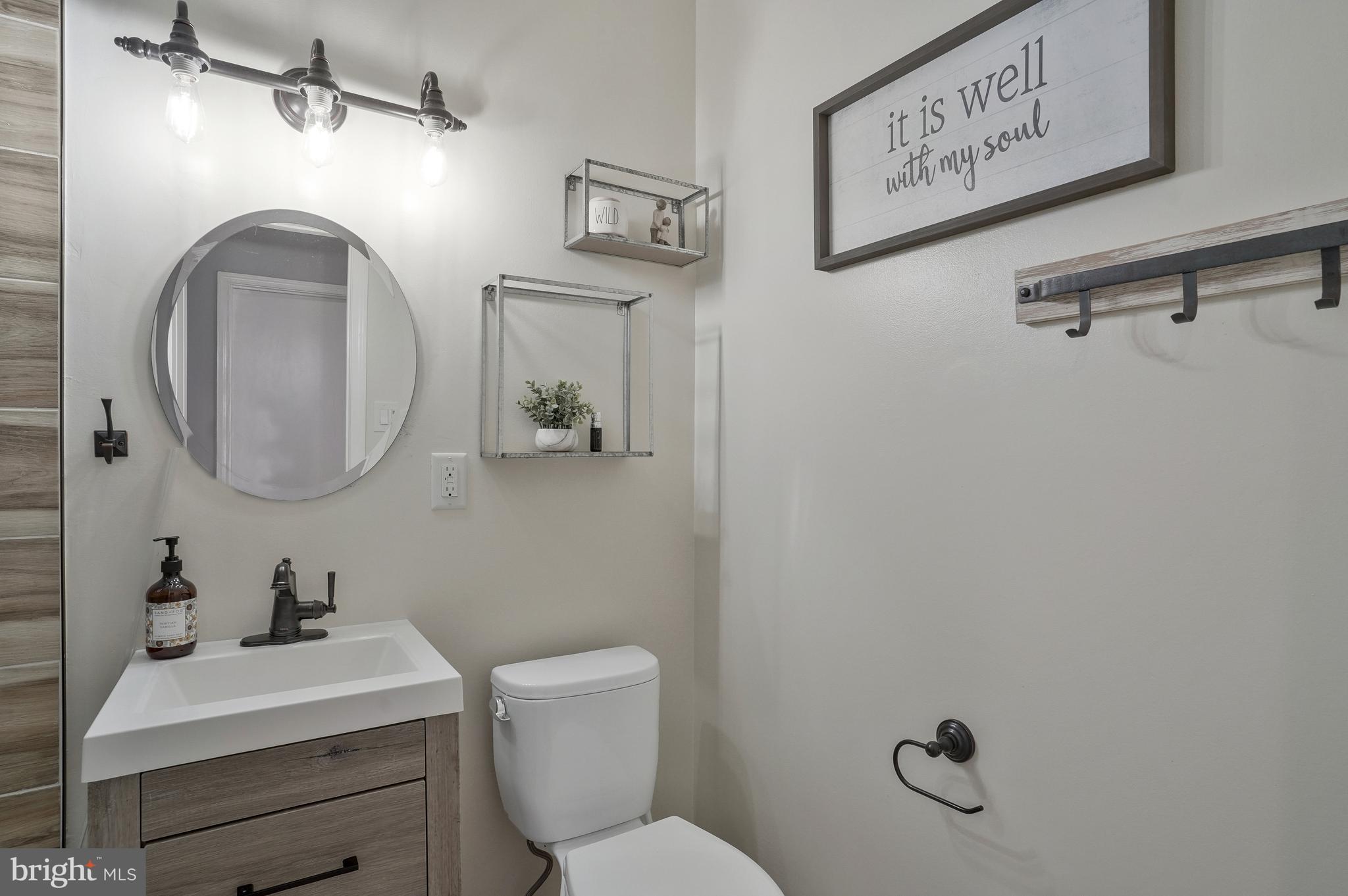 6822 Rolling Road Springfield, VA 22152 - Photo 8 of 23 Gallery Image 8