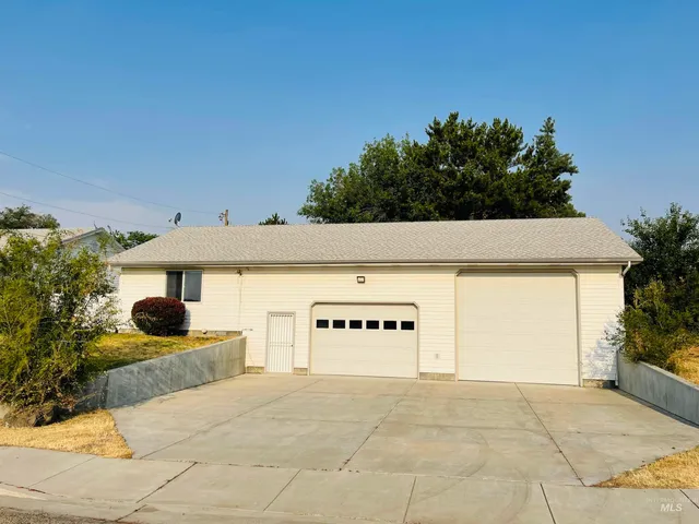 $449,000 | 1293 Alameda Drive, Ontario, OR 97914