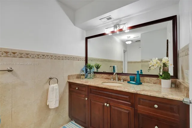 $7,000 | 7360 Southwest 120th Street, Pinecrest, FL 33156