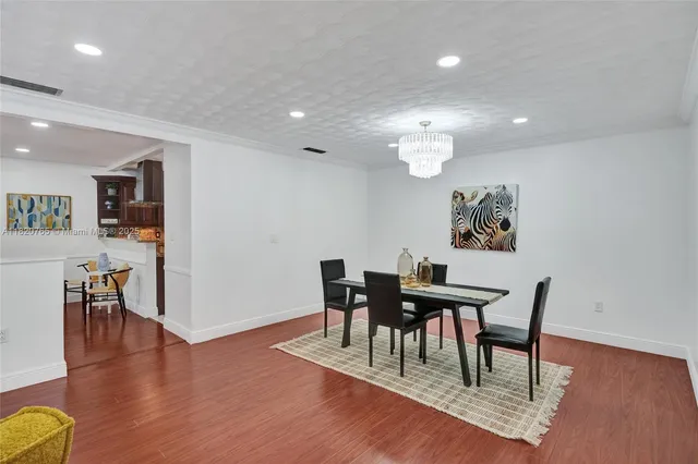 $7,000 | 7360 Southwest 120th Street, Pinecrest, FL 33156