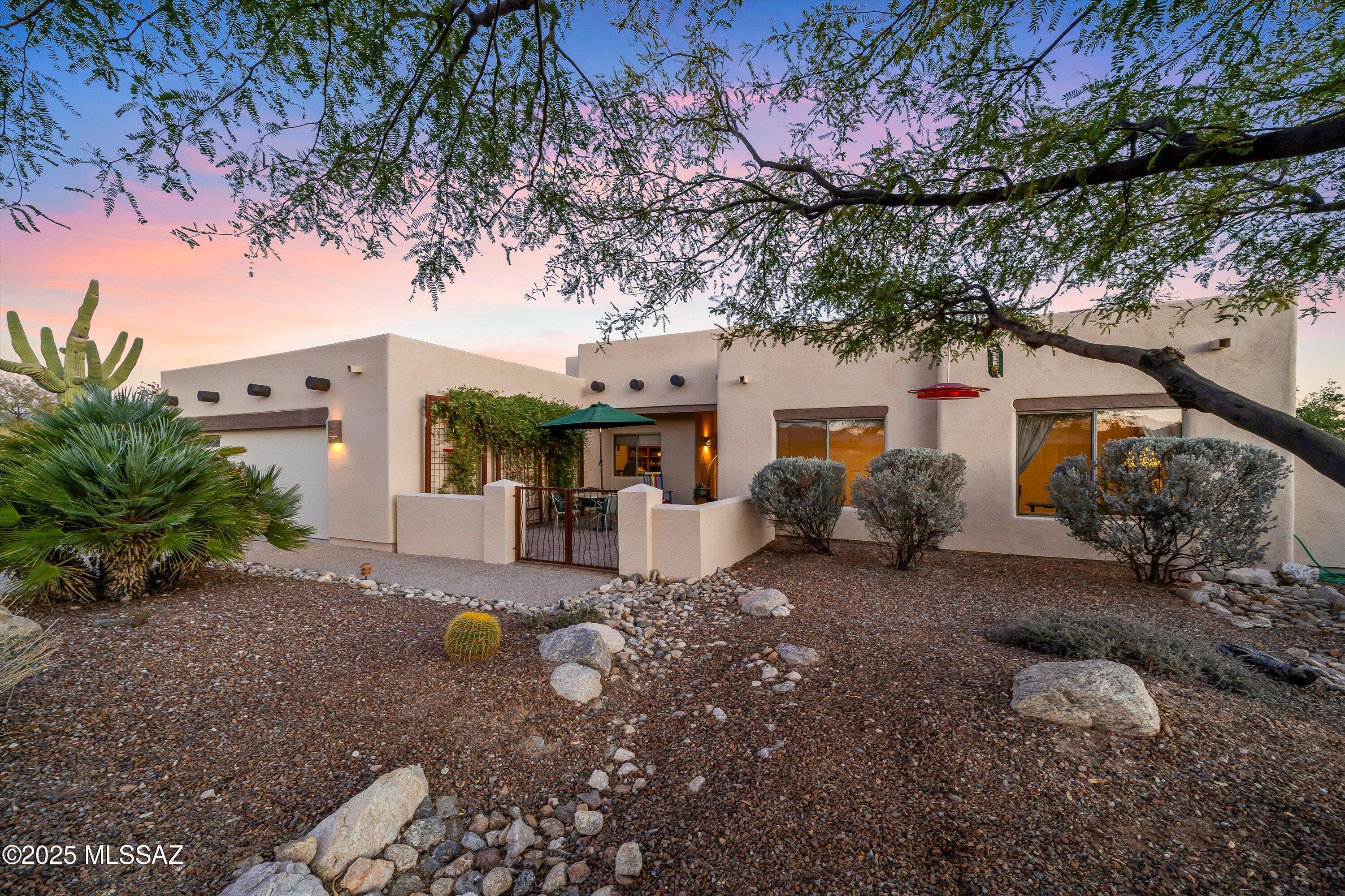 12334 North Copper Spring Trail Tucson, AZ 85755 - Photo 3 of 43