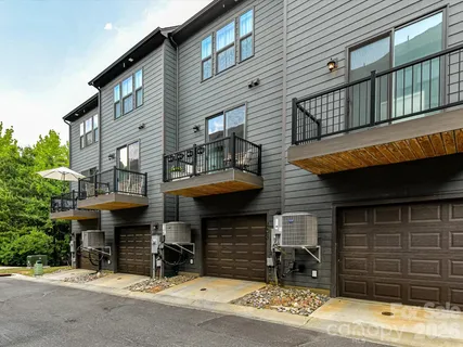$444,000 | 408 Tristram Lane, Charlotte, NC 28205
