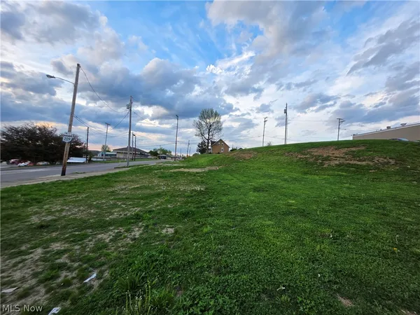 $69,900 | 501 Wheeling Avenue, Cambridge, OH 43725