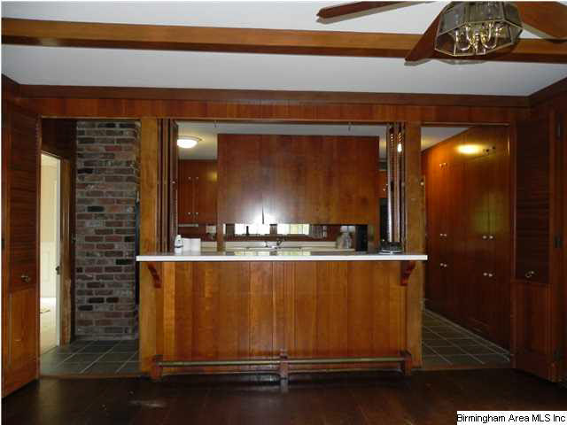 534 Hillyer High Road Anniston, AL 36207 - Photo 7 of 32