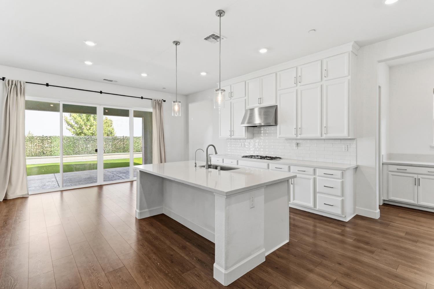 7606 Afonso Way Elk Grove, CA 95757 - Photo 15 of 79