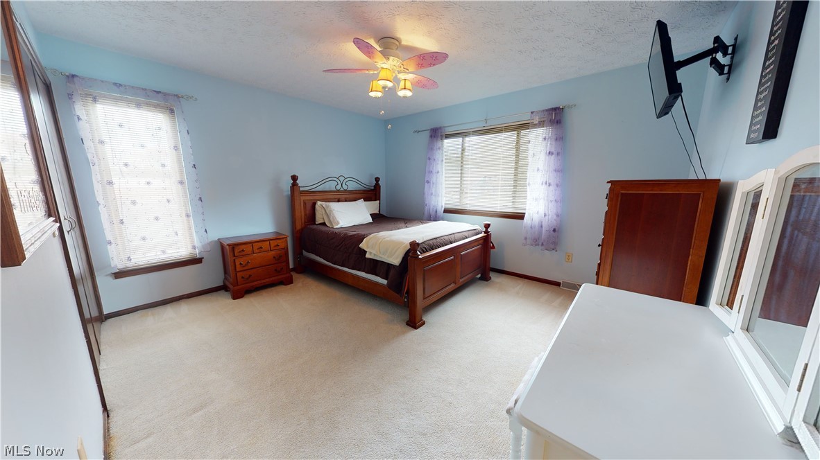 35784 Timber Ridge Lane Willoughby, OH 44094 - Photo 21 of 30 Bedroom