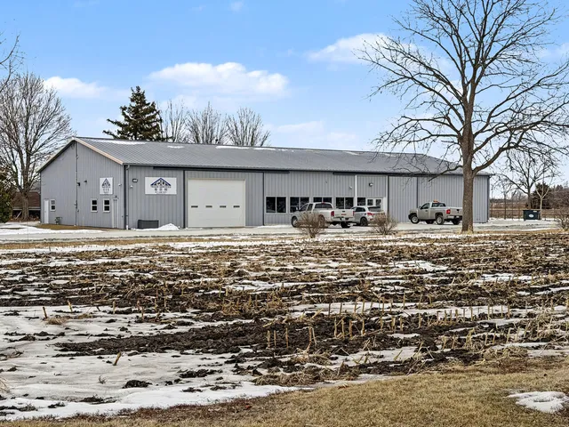 $380,000 | 500 North Pine Street, Onarga, IL 60955