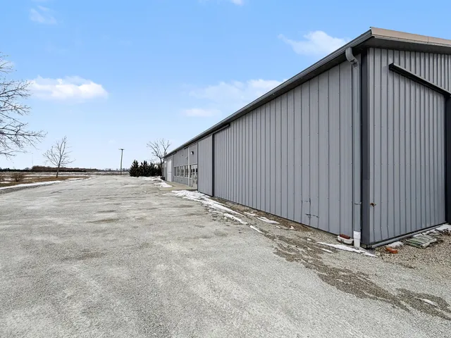 $380,000 | 500 North Pine Street, Onarga, IL 60955