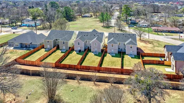 $1,499 | 2735 West Washington Street, Denison, TX 75020