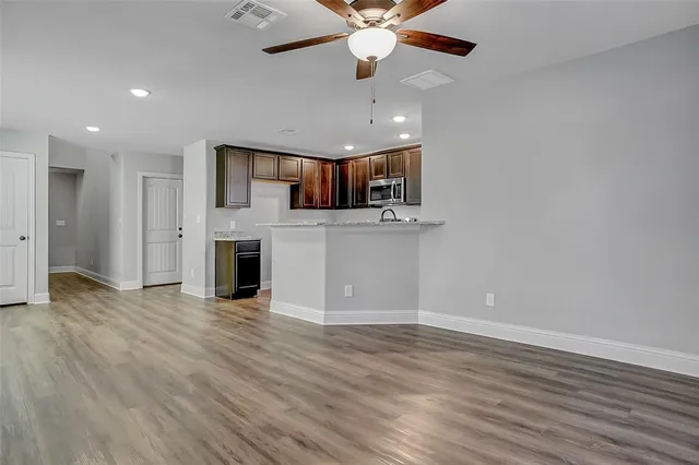 $1,499 | 2735 West Washington Street, Denison, TX 75020