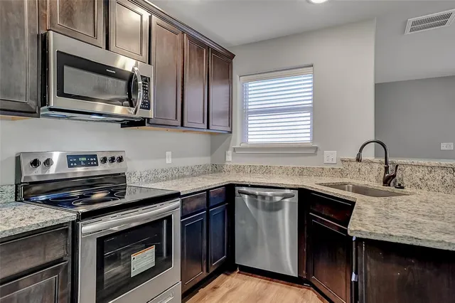 $1,499 | 2735 West Washington Street, Denison, TX 75020