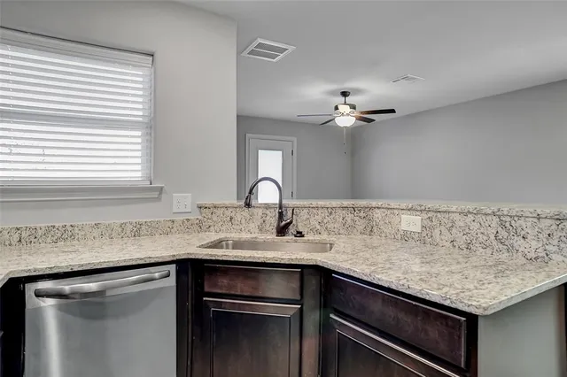 $1,499 | 2735 West Washington Street, Denison, TX 75020