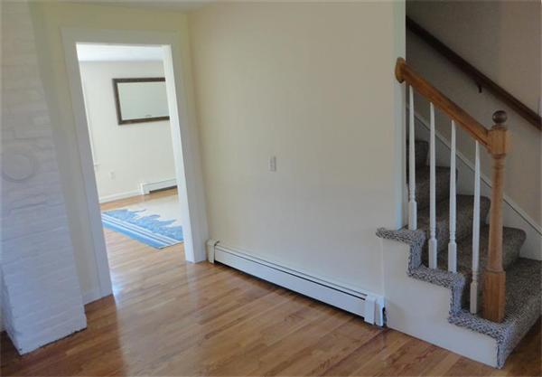 72 Grove Street Barnstable, MA 02601 - Photo 4 of 8