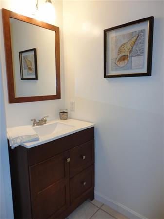 72 Grove Street Barnstable, MA 02601 - Photo 7 of 8